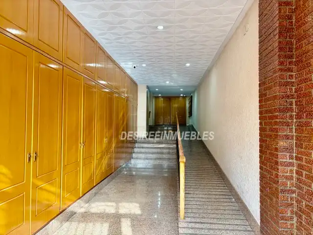 Piso en venta en Valencia con Aire acondicionado, Calefacción y Parquet
