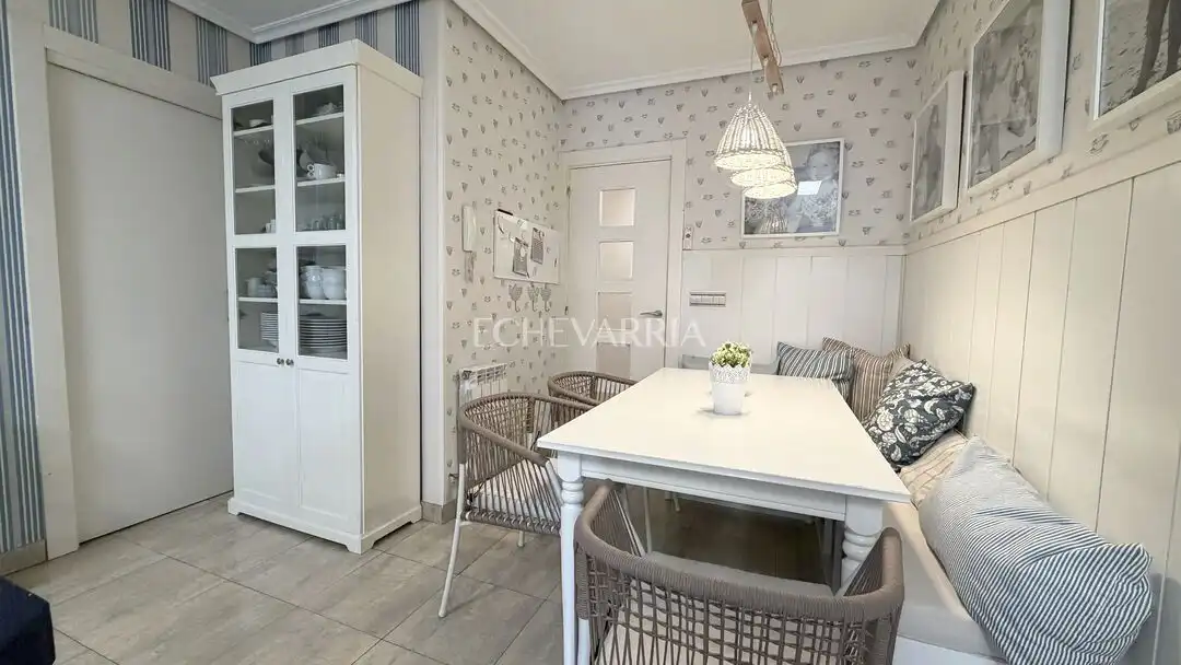 Comedor de Piso en venta en Leioa con Calefacción, Jardín privado y Terraza