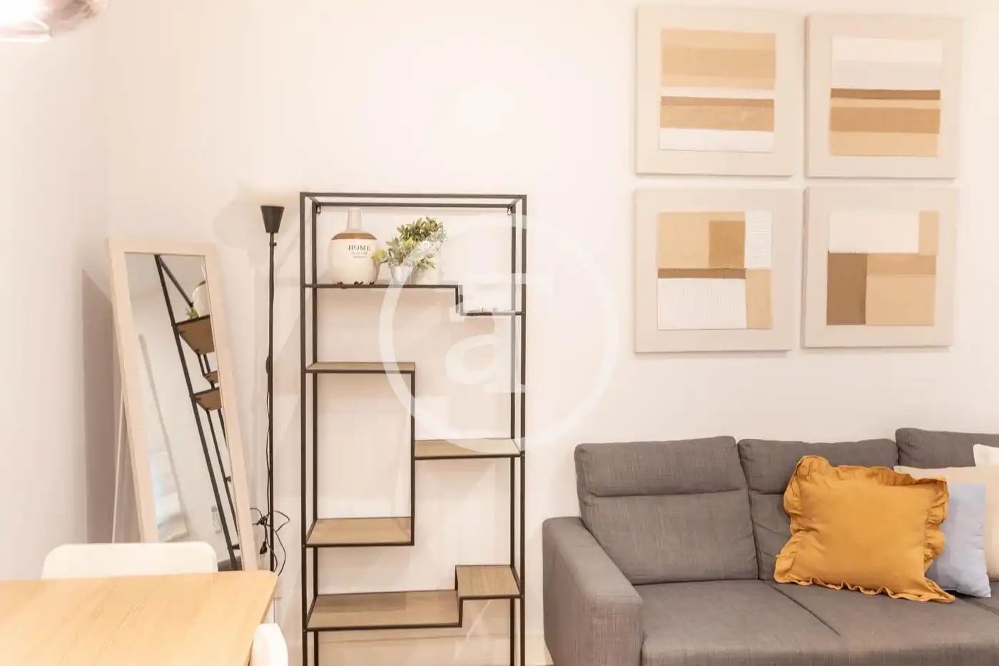 Wohnung zur Miete in CALLE DE RAFAEL HERRERA, Castilla