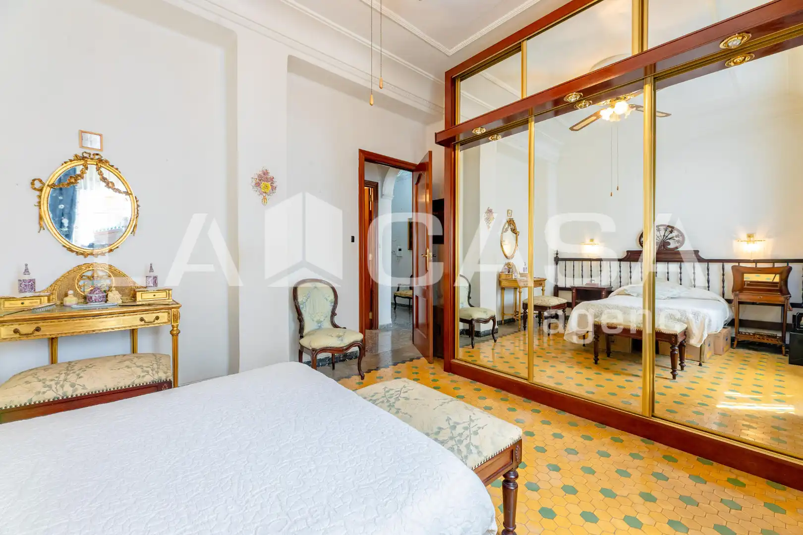 Flat with terrace for sale in Carrer de Joan Llorenç, imagen 3