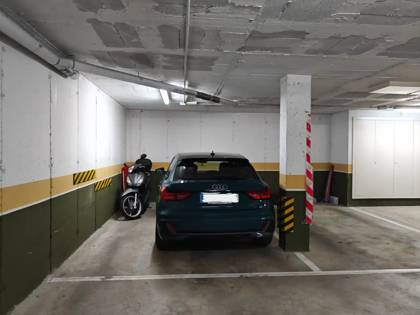 Parking de Piso en venta en Girona con Aire acondicionado, Calefacción y Terraza