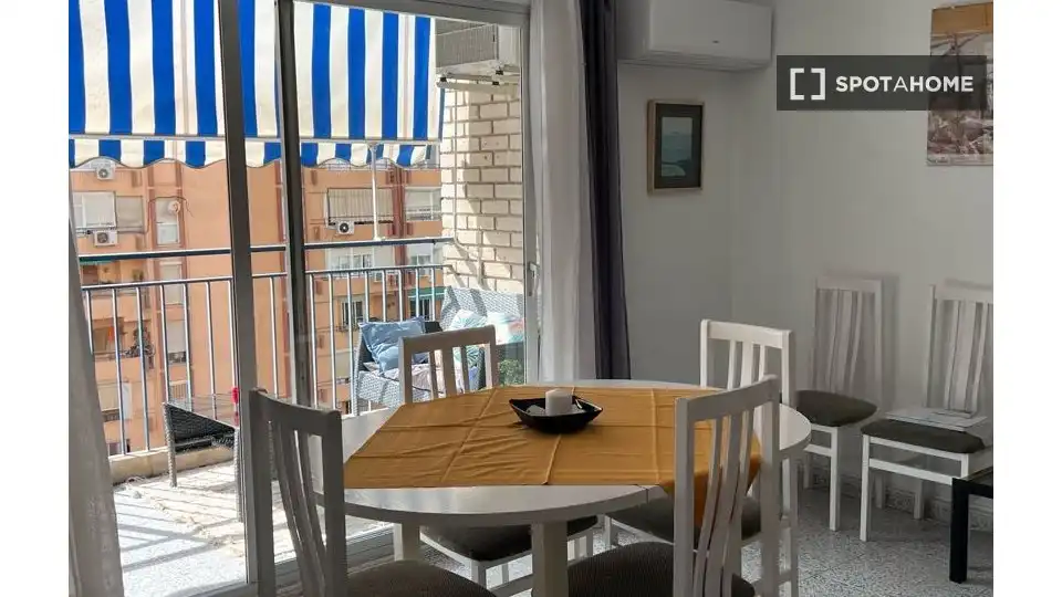 Appartamento con terrazza in affitto a Algirós, imagen 15