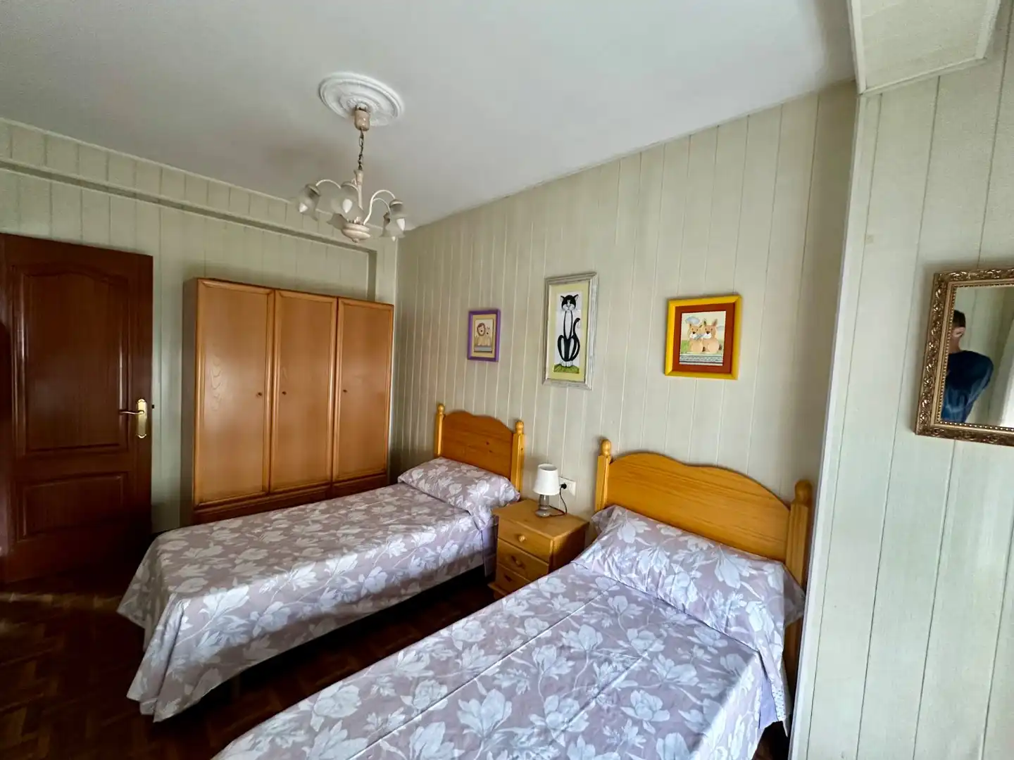 Habitación de Piso en venta en Ares con Amueblado y Internet