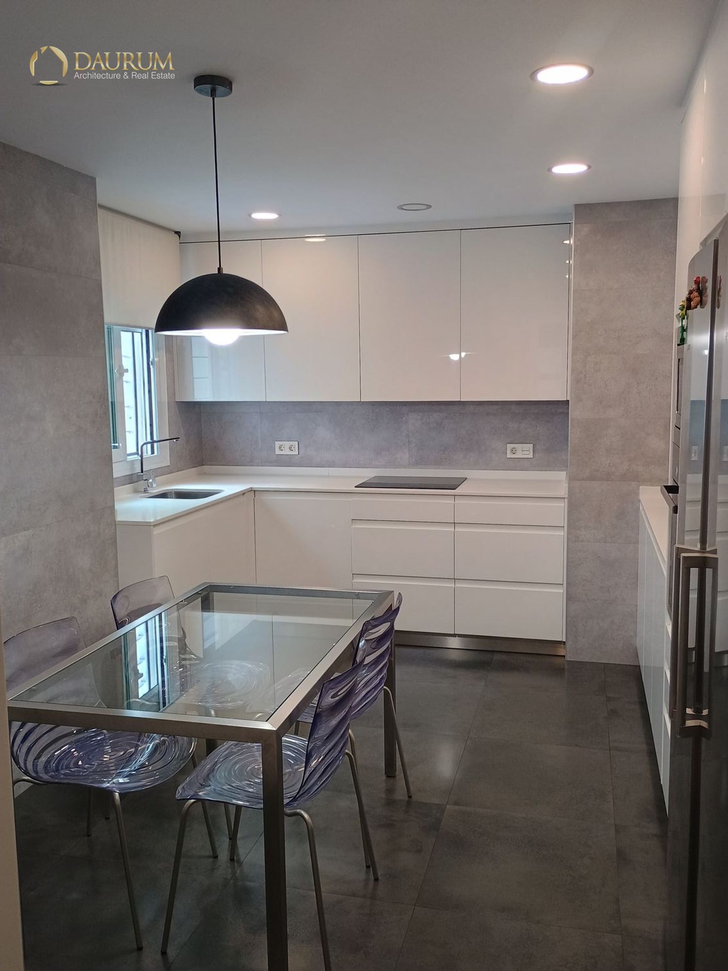 Flat for sale in AVENIDA SAN FRANCISCO JAVIER, 21, La Buhaira