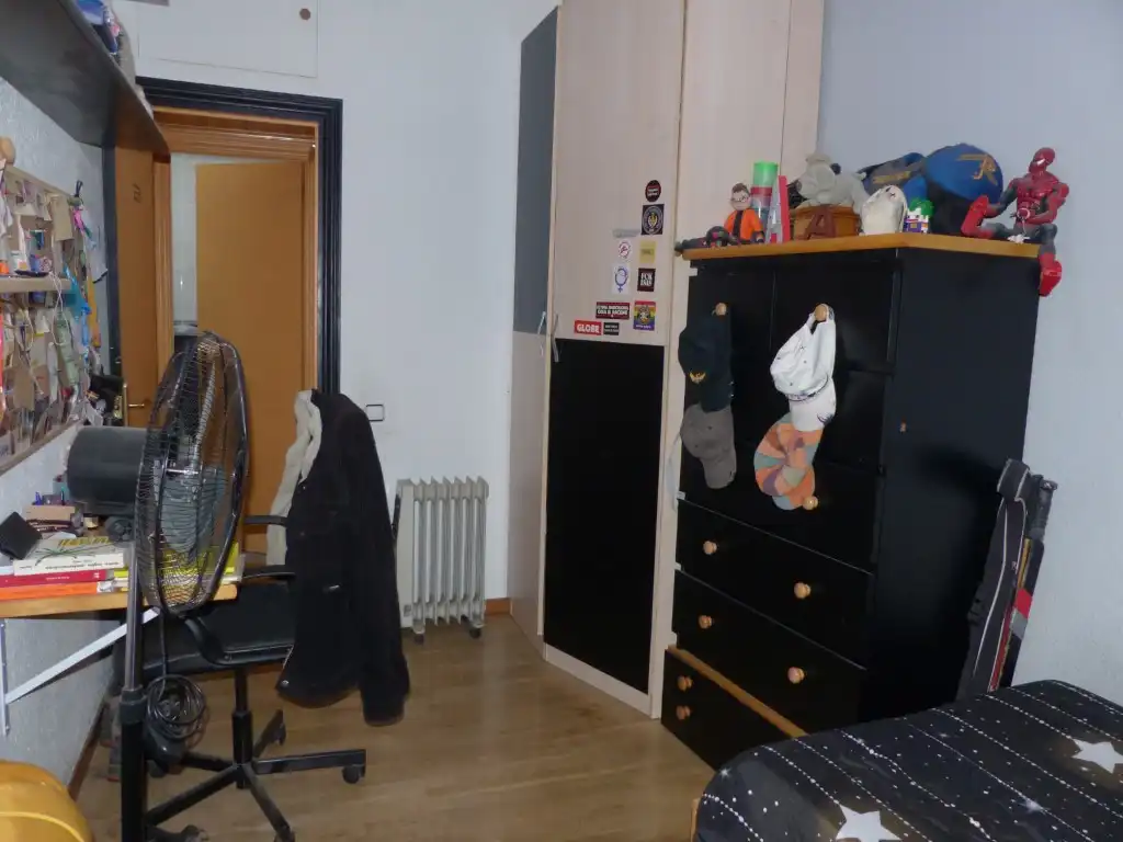 Habitación de Piso en venta en Barcelona con Balcón