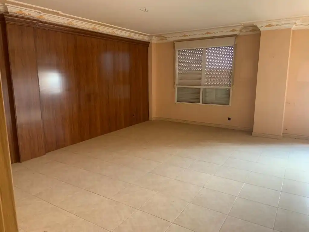 Piso con ascensor en venta en Avenida de los Reyes Católicos 13, imagen 14