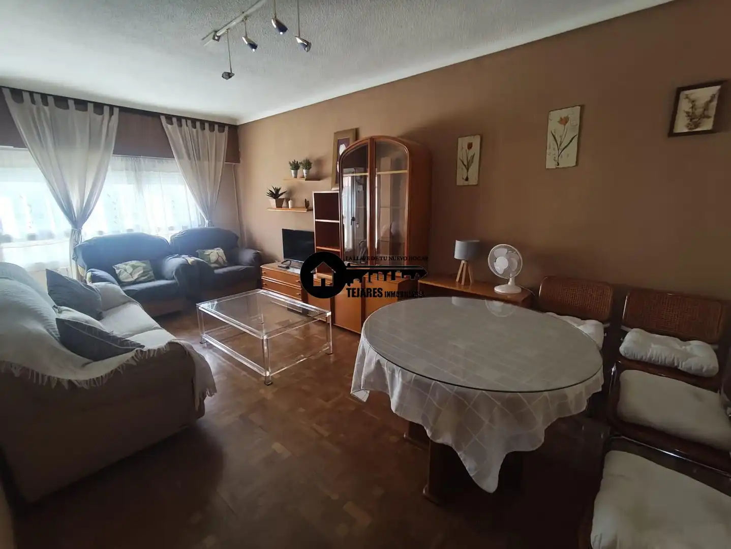 Living room of Flat for rent in Albacete  with Heating, Parquet flooring and Balcony
