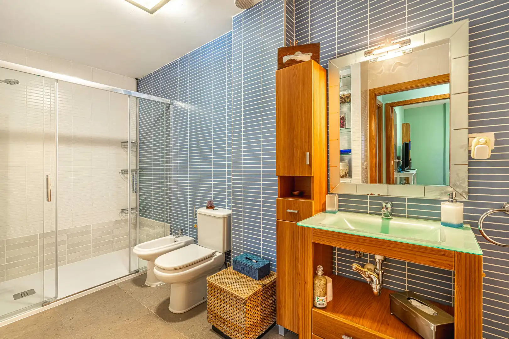 Bathroom of Detached homes for sale in Los Realejos  with Parquet flooring, Terrace and Storage room