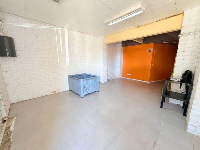 Local comercial en Venta en Montigalà