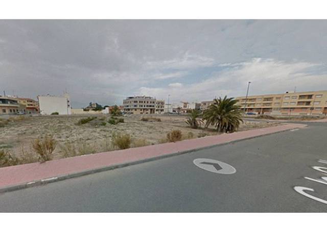 Terreno residencial en Venta en Av. de Orihuela en San Isidro