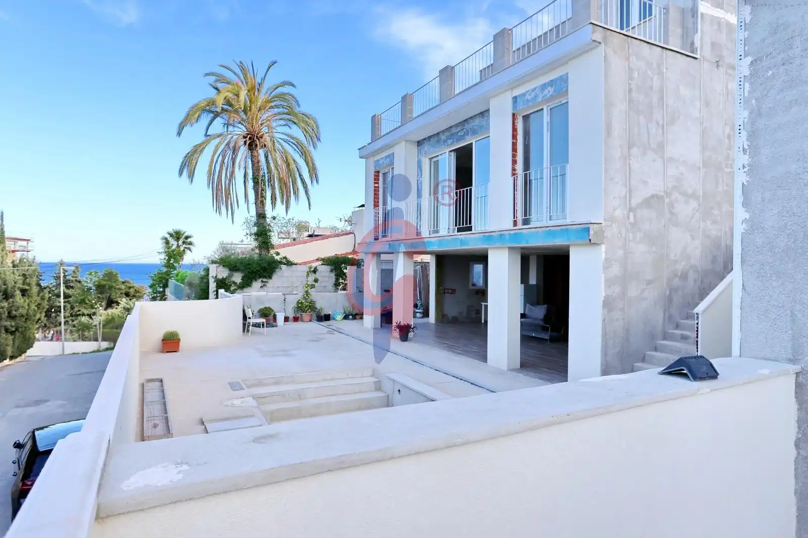 Vista exterior de Casa o xalet en venda en Alicante / Alacant amb Jardí privat, Terrassa i Piscina