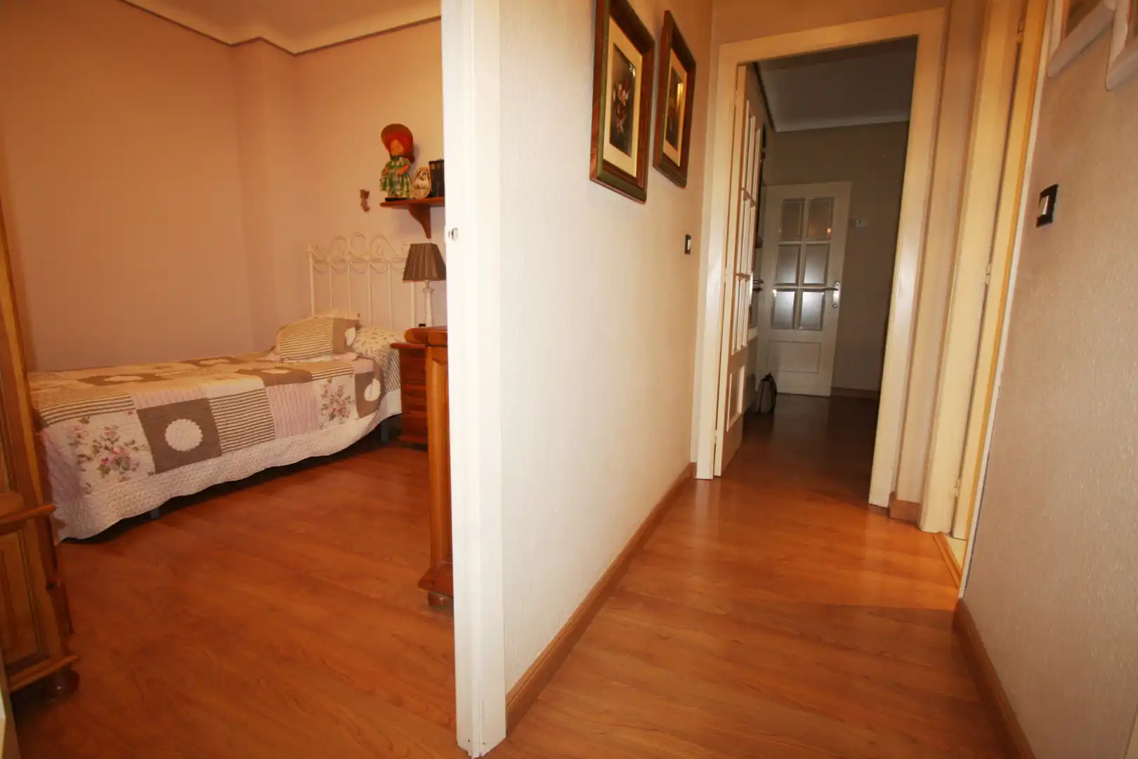 Piso en venta en Albacete con Calefacción, Parquet y Amueblado