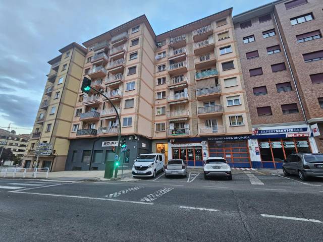 Piso en Venta en Carlos Vii en Estella / Lizarra