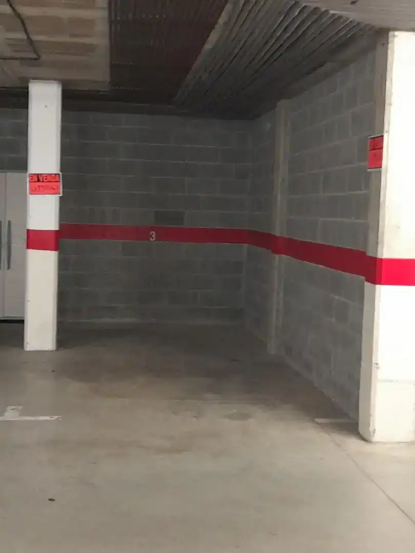 Parking de Garaje en venta en Tiana