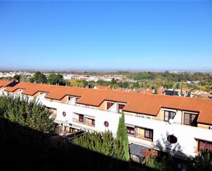 Vista exterior de Casa o xalet en venda en Aranjuez amb Terrassa i Piscina