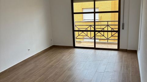 Foto 3 de Piso en venta en Calle Azucena, La Morería, Ciudad Real Capital