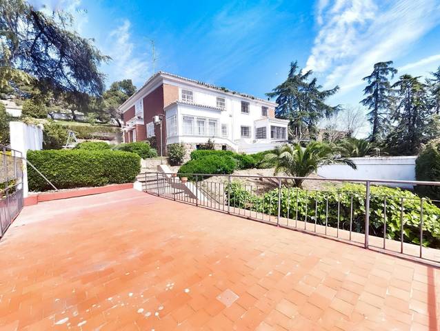 Casa-chalet en Venta en Calle Aranjuez Poblado en El Poblado - Abulagar