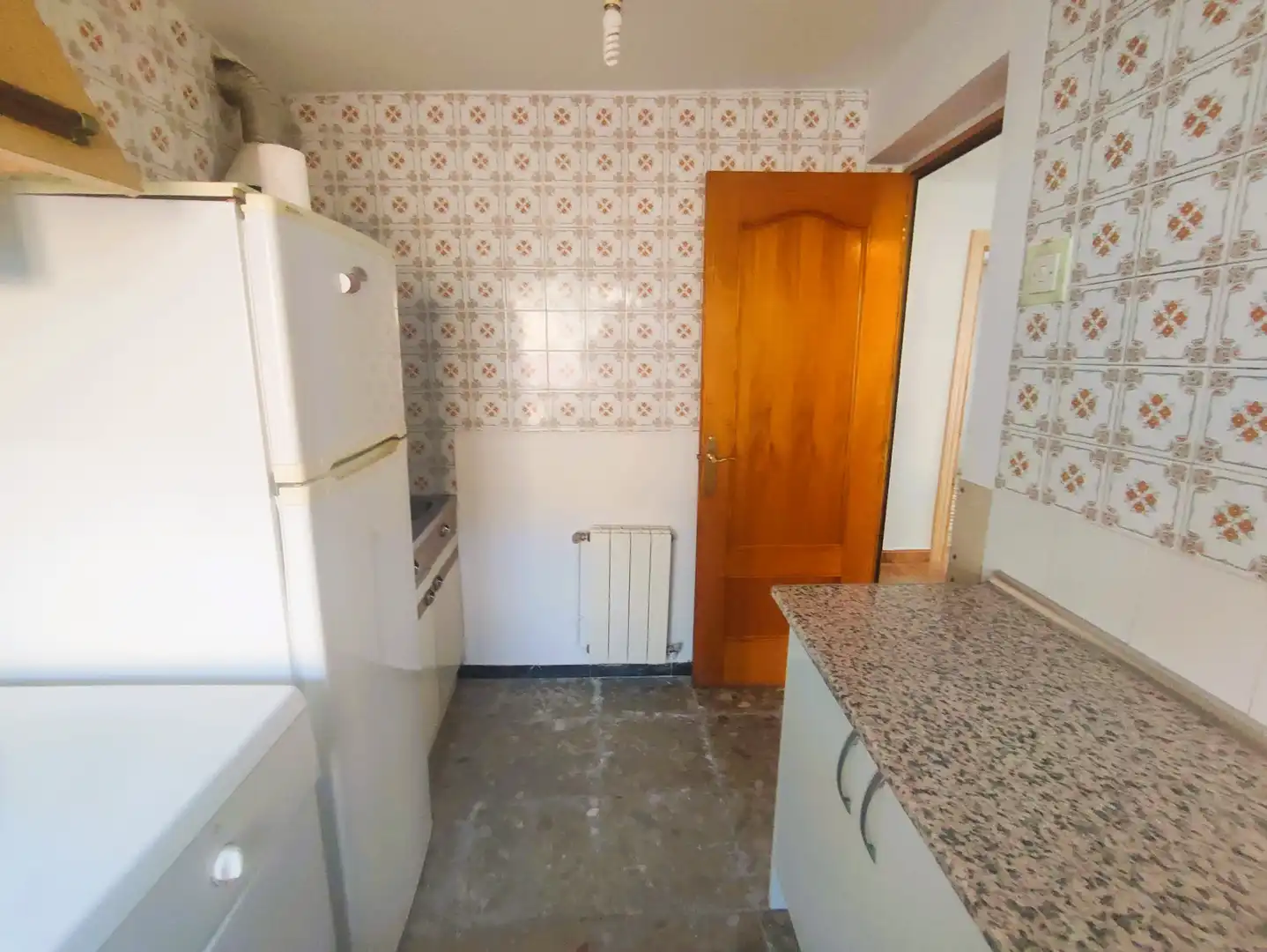 Cuina de Casa o xalet en venda en Carpio amb Calefacció, Traster i Moblat