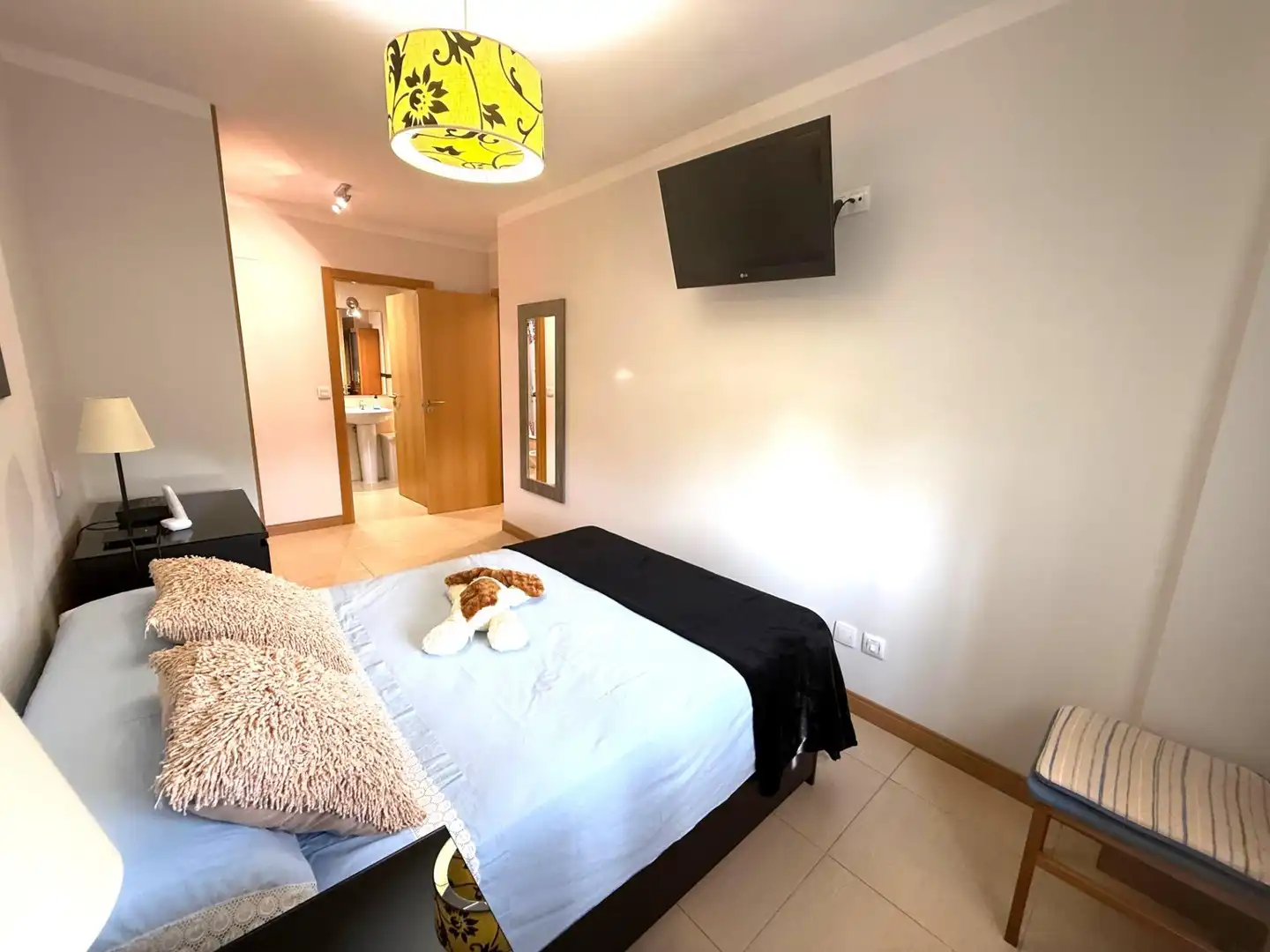 Habitación de Piso en venta en Málaga con Aire acondicionado, Calefacción y Jardín privado