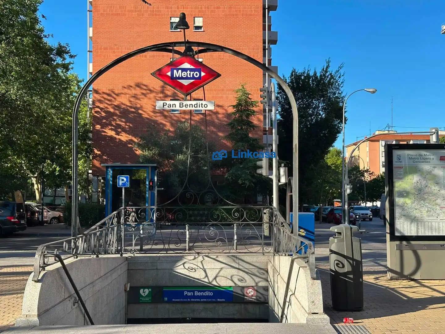 Parking de Piso en venta en Madrid con Calefacción, Parquet y Terraza