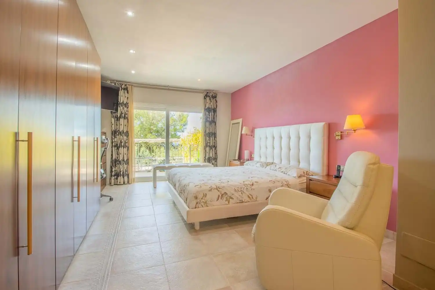 Bedroom of Houses for sale in Calvià  with Air Conditioner, Terrace and Balcony