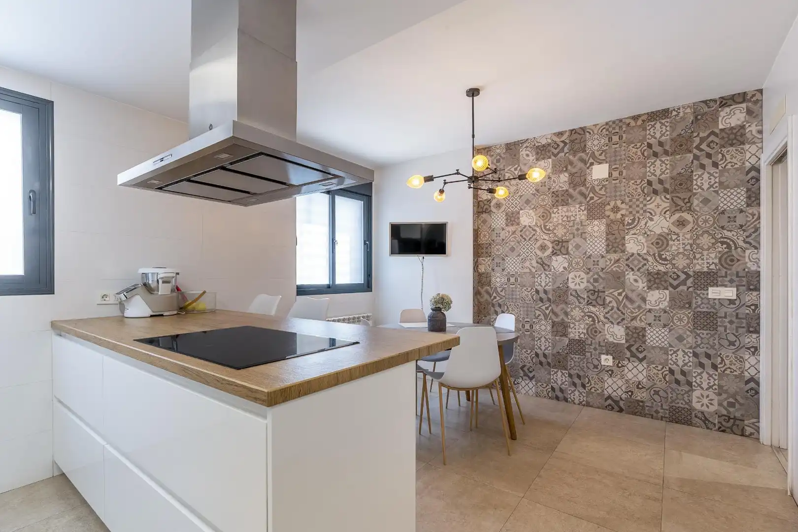 Cocina de Casa adosada en venta en Granada con Jardín privado y Balcón