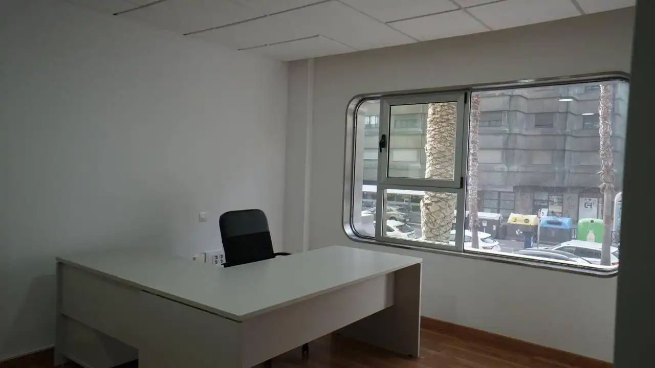 Ufficio in affitto a Avenida de José Mesa y López 59, imagen 2