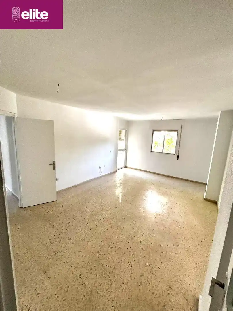 Sala d'estar de Pis en venda en Jerez de la Frontera amb Terrassa