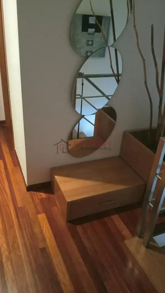 Dúplex de lloguer en Ourense Capital  amb Calefacció, Parquet i Traster