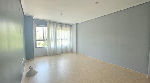 Foto 3 de Piso de alquiler en La Vall d'Uixó, Castellón