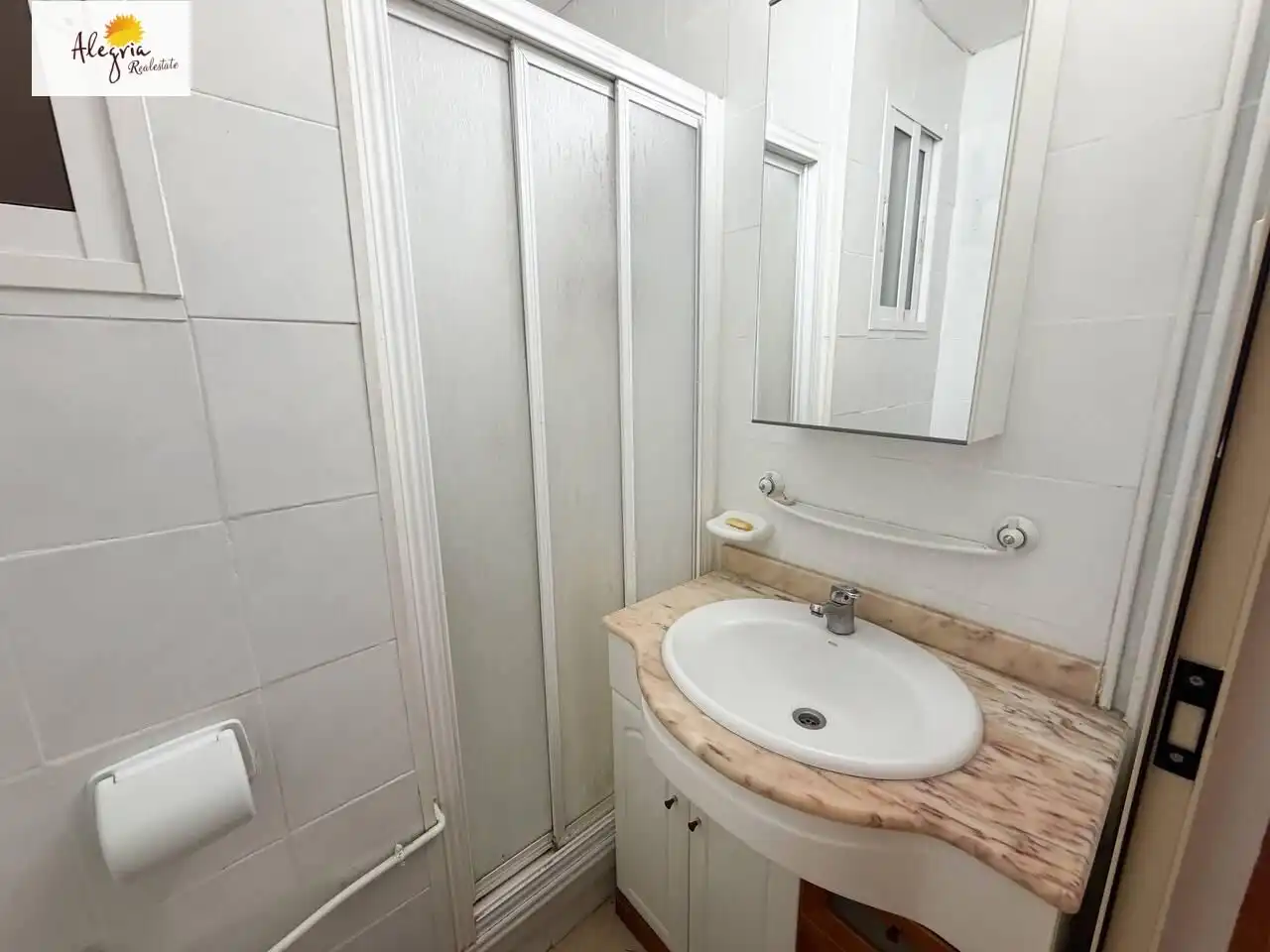Baño de Apartamento en venta en Manises con Aire acondicionado, Amueblado y Balcón