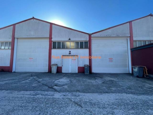 Nave industrial en Alquiler en Mos