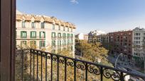 Exterior view of Apartment for sale in  Barcelona Capital  with Air Conditioner, Heating and Private garden