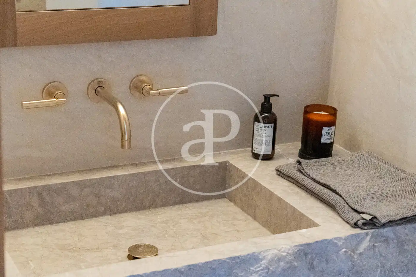 Bany de Pis en venda en  Palma de Mallorca amb Aire condicionat, Calefacció i Jardí privat
