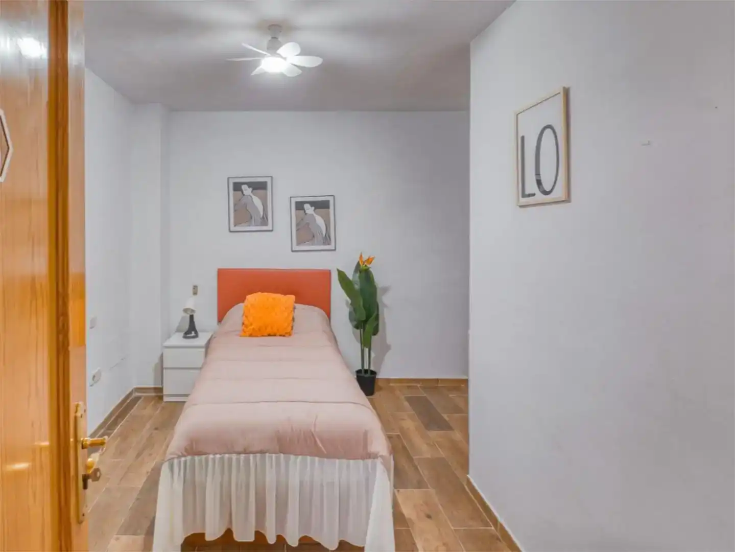 Bedroom of Study for rent in Estremera  with Air Conditioner, Furnished and Balcony