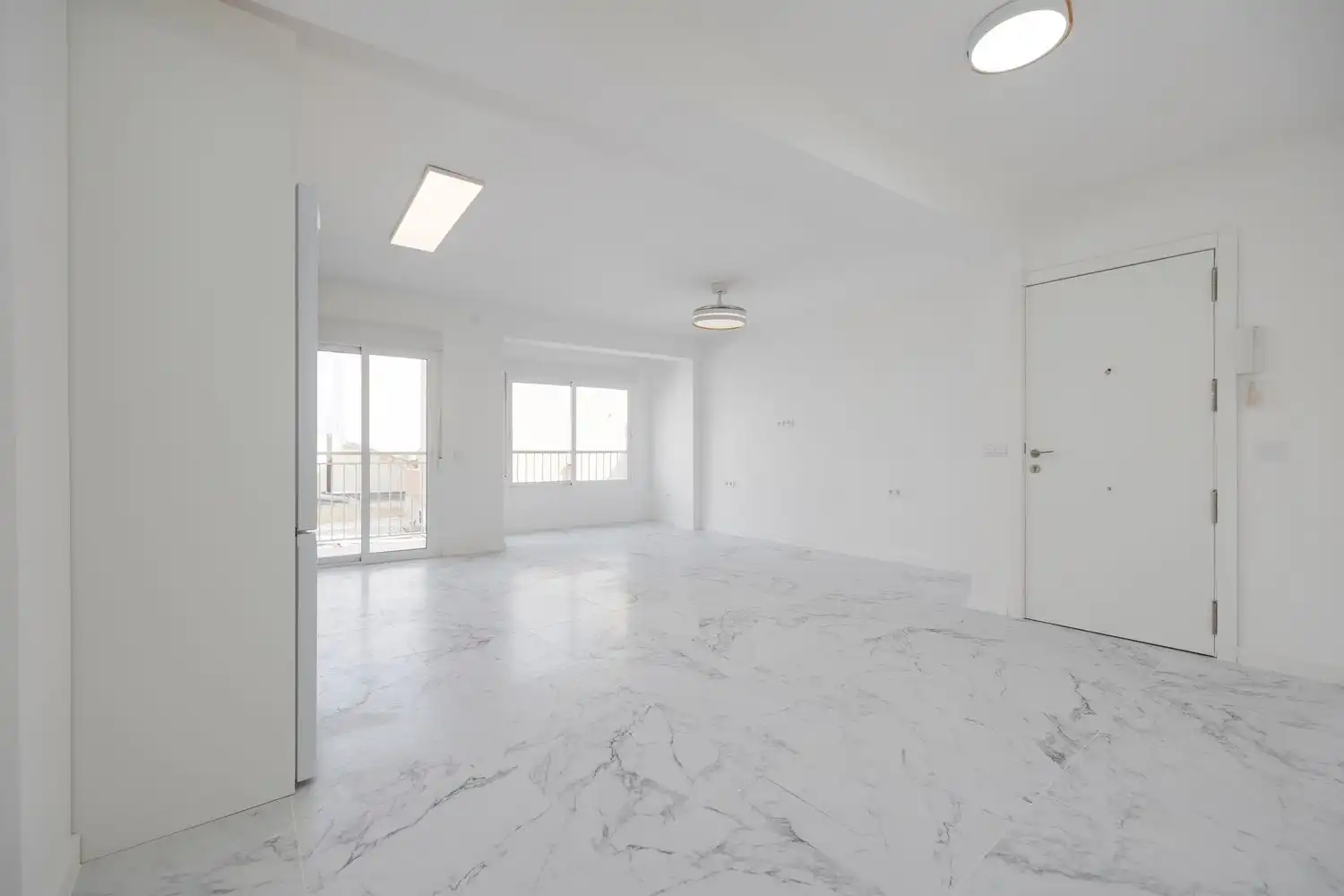 Flat for sale in Torrevieja  with Balcony