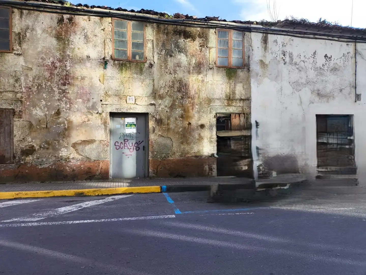 Casa con jardín en venta en Avenida Finisterre, imagen 2