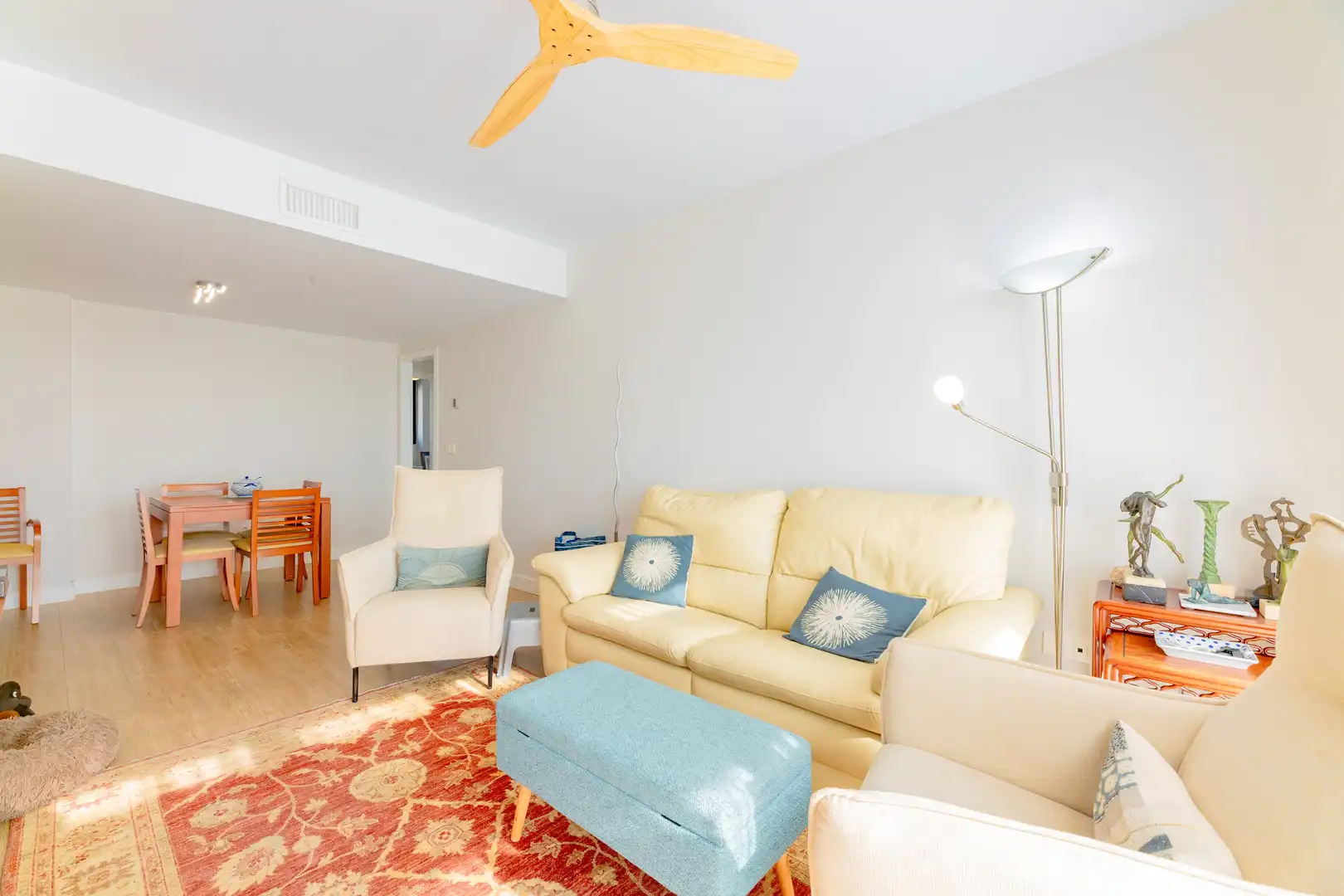 Sala de estar de Piso en venta en Valencia con Trastero, Piscina y Balcón