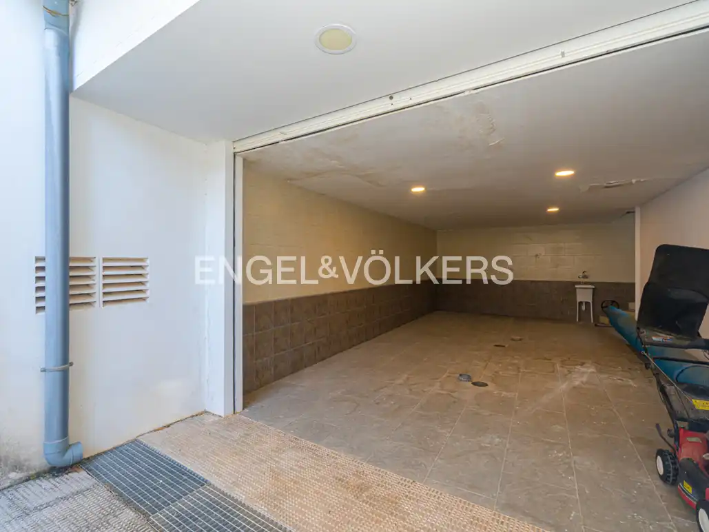 Casa o xalet en venda en L'Alfàs del Pi amb Aire condicionat, Jardí privat i Piscina