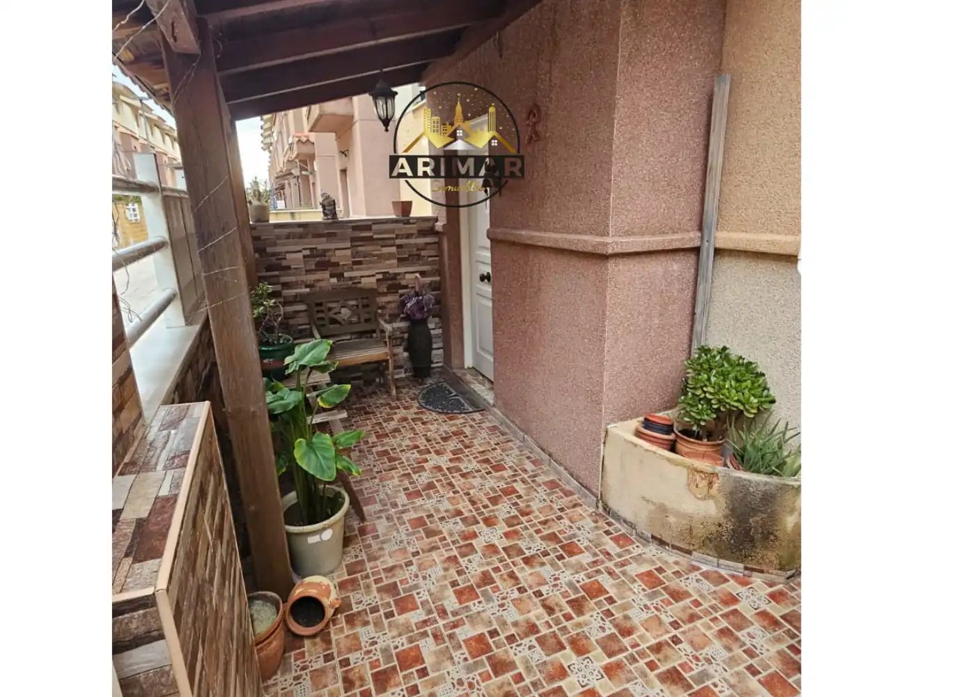 Terrasse von Einfamilien-Reihenhaus zum Verkauf in Castellón de la Plana / Castelló de la Plana mit Klimaanlage, Heizung und Terrasse