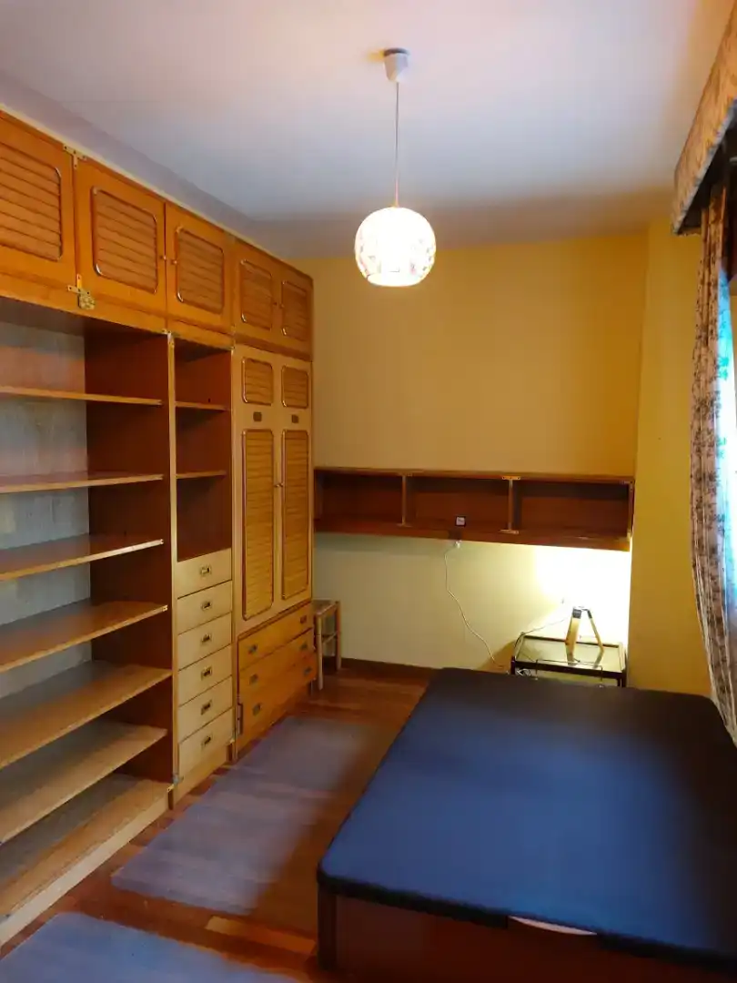 Habitación de Ático en venta en Soria Capital  con Parquet, Horno y Balcón