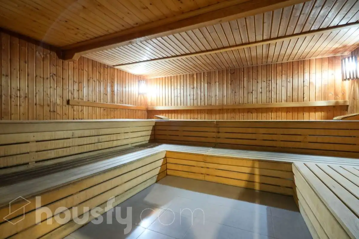 Ático en venta en Madrid con Terraza, Trastero y Piscina comunitaria