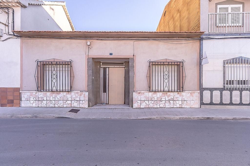Vista exterior de Casa o chalet en venta en Pedro Muñoz