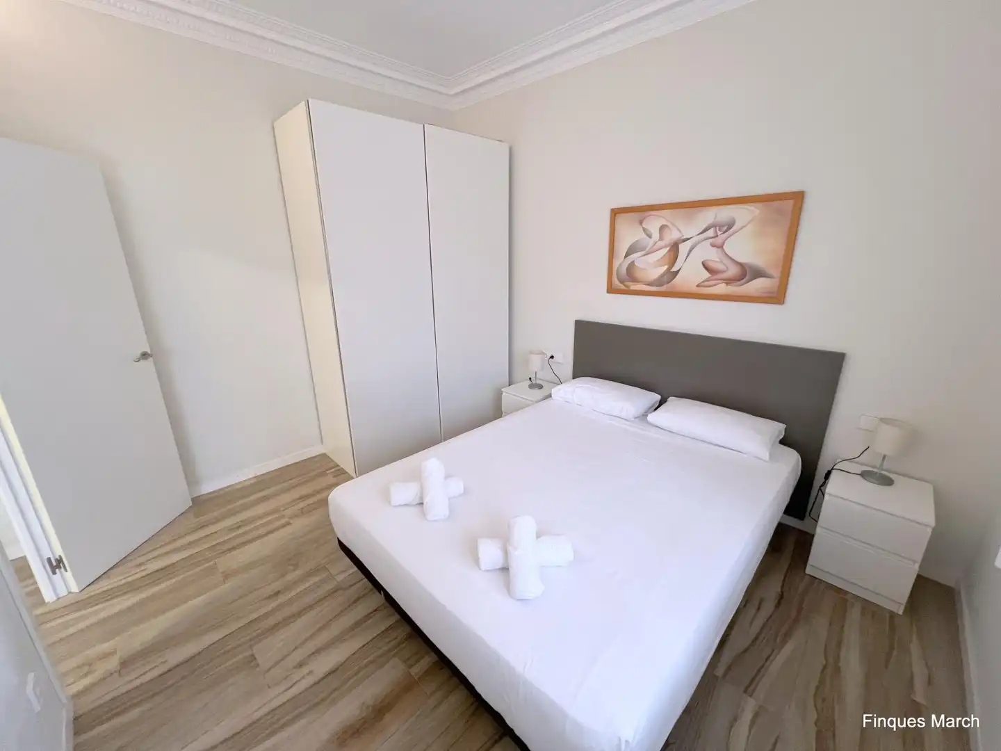 Habitación de Piso en venta en Barcelona con Aire acondicionado y Amueblado
