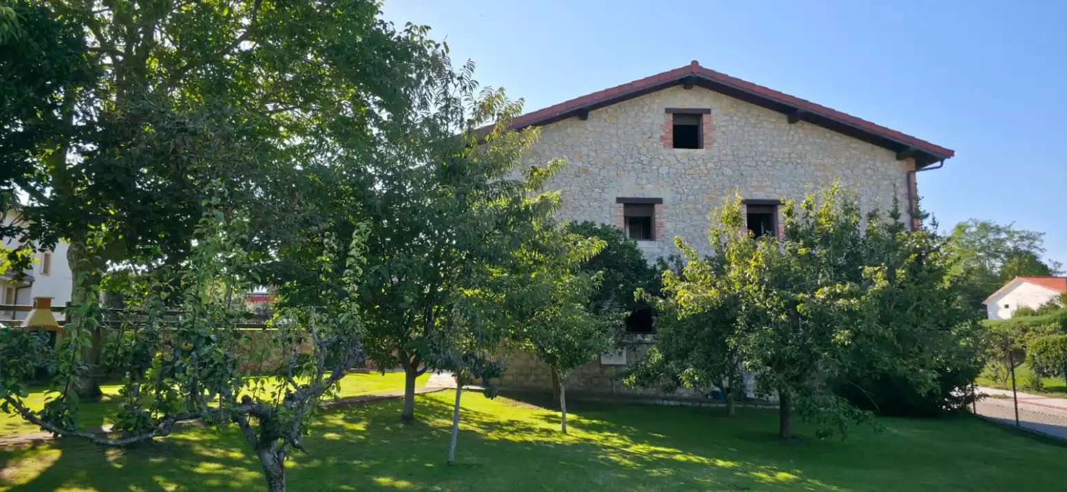 Vista exterior de Casa o chalet en venta en Ribamontán al Mar con Calefacción, Jardín privado y Parquet