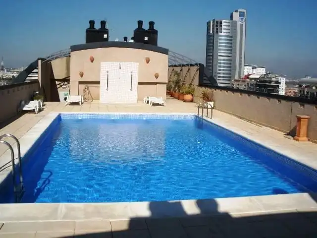 Piscina de Pis de lloguer en Valencia amb Aire condicionat, Calefacció i Moblat