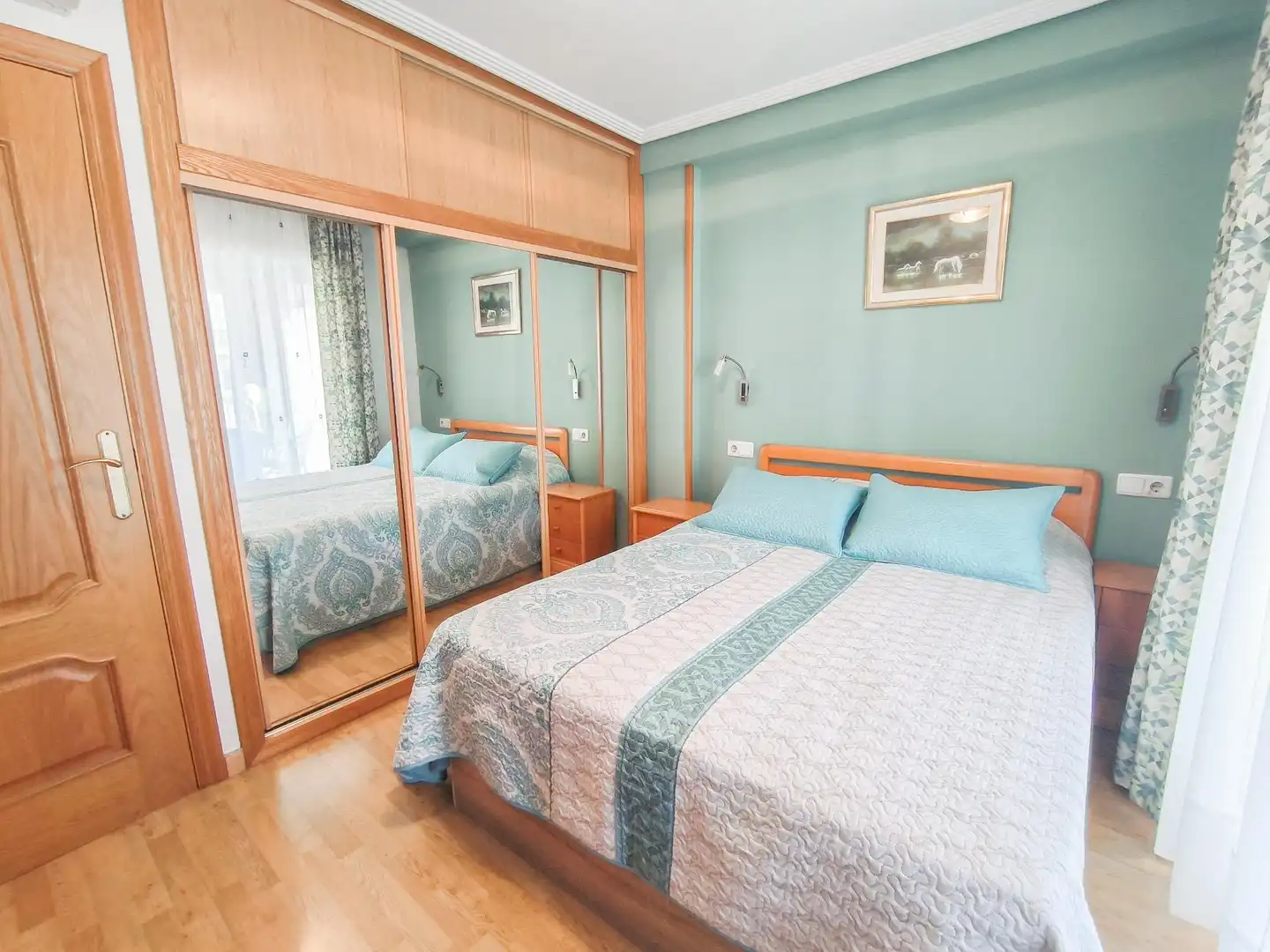 Schlafzimmer von Wohnung zum Verkauf in Benidorm mit Klimaanlage, Parkett und Terrasse