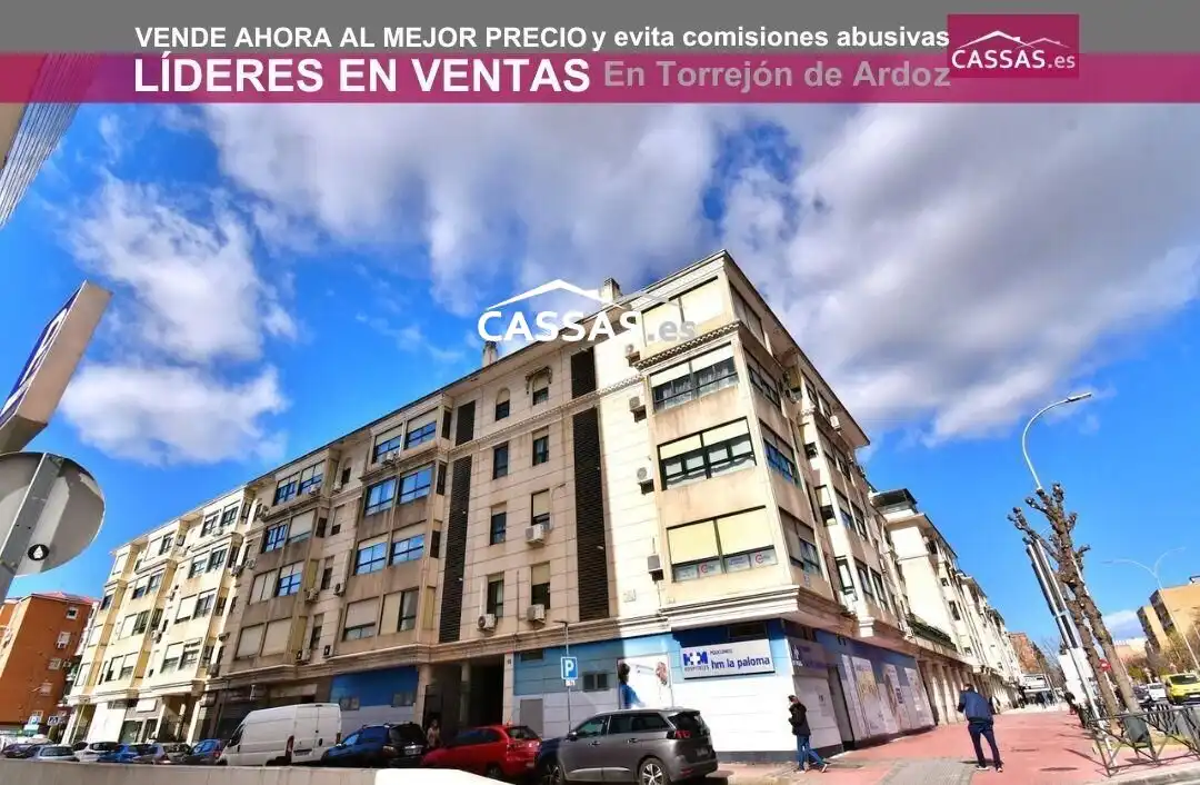 Außenansicht von Wohnung zum Verkauf in Torrejón de Ardoz mit Heizung