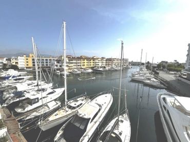 Flat with balcony for sale in Carrer Cavall de Mar