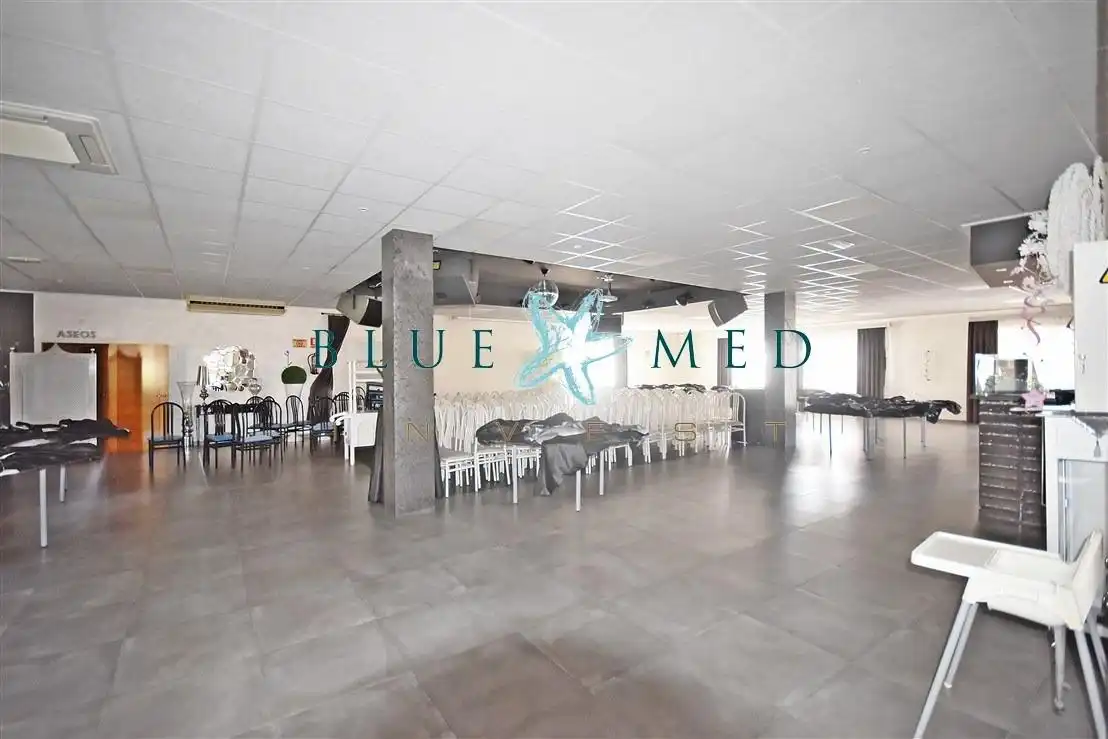 Local comercial en venda a Avenida de Don Antonio Segado del Olmo, imagen 31